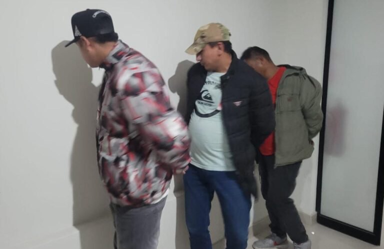 Violencia por control de inmobiliaria Continental