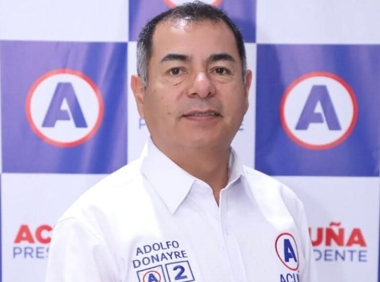 Adolfo Erick Donayre Sarolli