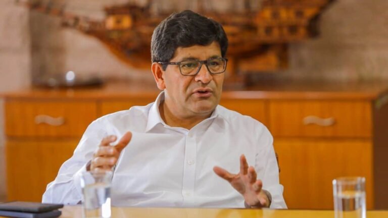 gobernador-Arequipa-Rohel-Sanchez