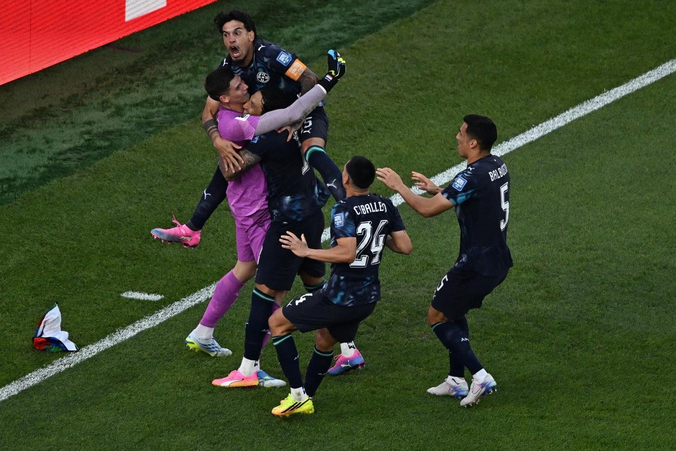 Paraguay hizo historia al eliminar a Alemania por 4-3 en penales tras empatar 1-1 en los 120 minutos.