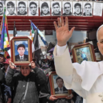 papa con fallecidos en protestas