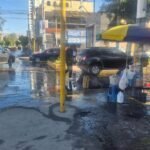 Canal de regadío colapsó e inundó avenida por 5 días